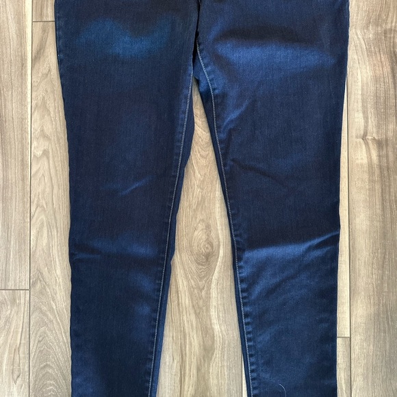 Michael Kors Blue Skinny Jeans - Picture 2 of 7